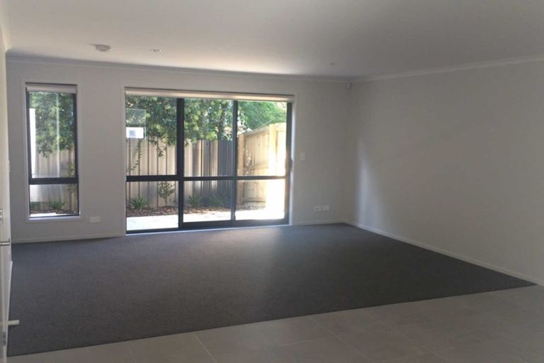 Photo of property in 5 Akeake Lane, Manurewa, Auckland, 2102