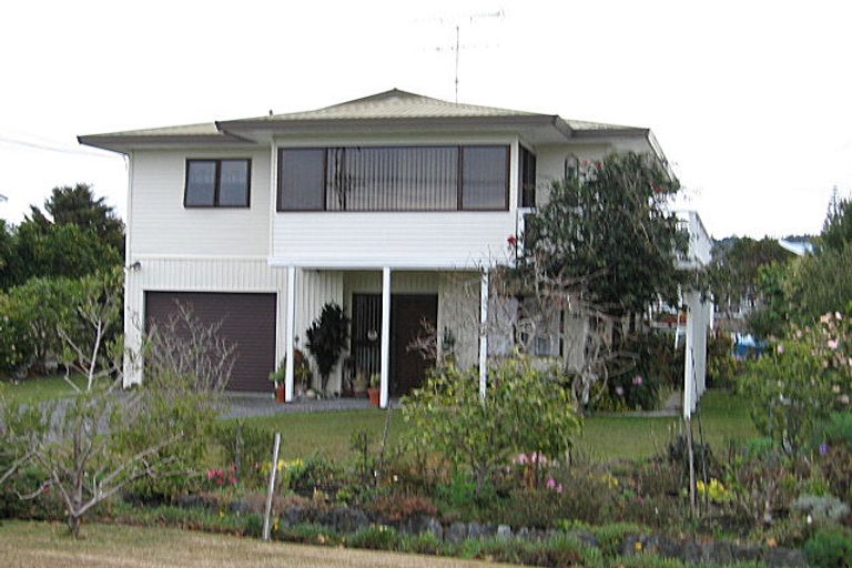 Photo of property in 37 Harbour View Road, Point Wells, Warkworth, 0986