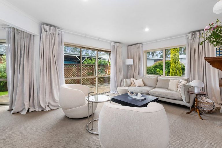 Photo of property in 41 Caulfield Place, Pukehangi, Rotorua, 3015