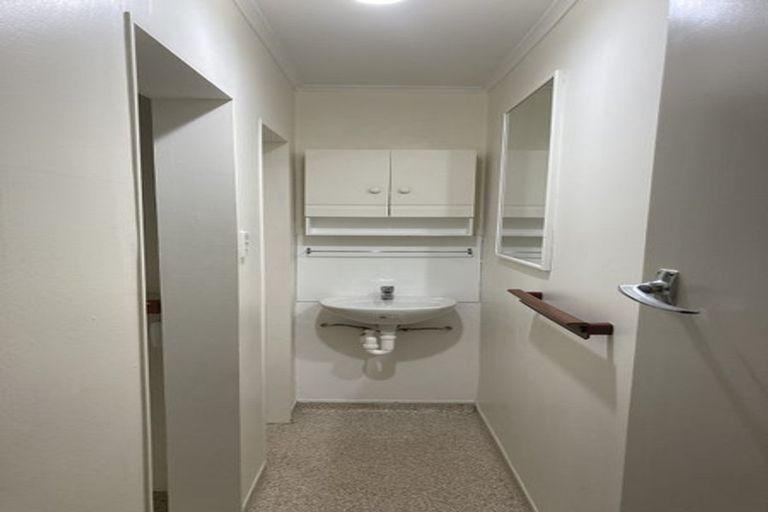 Photo of property in 1 Baring Street, Oriental Bay, Wellington, 6011