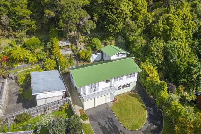 Photo of property in 134 Hine Road, Wainuiomata, Lower Hutt, 5014