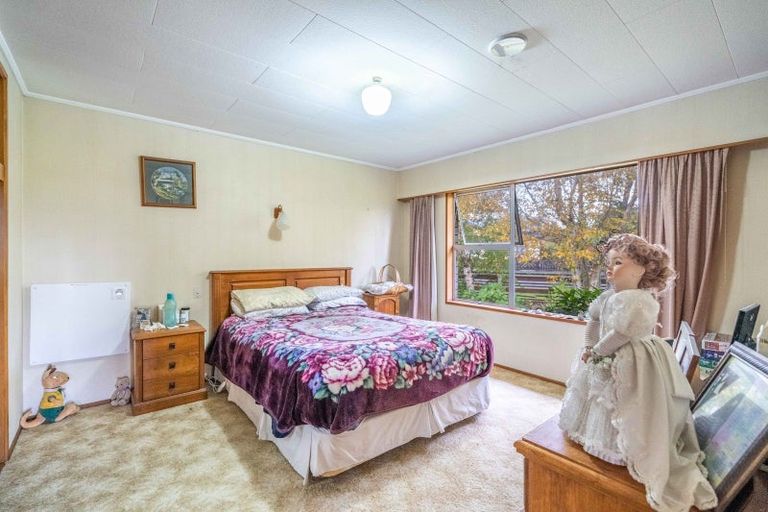 Photo of property in 24 Harbison Street, Otautau, 9610