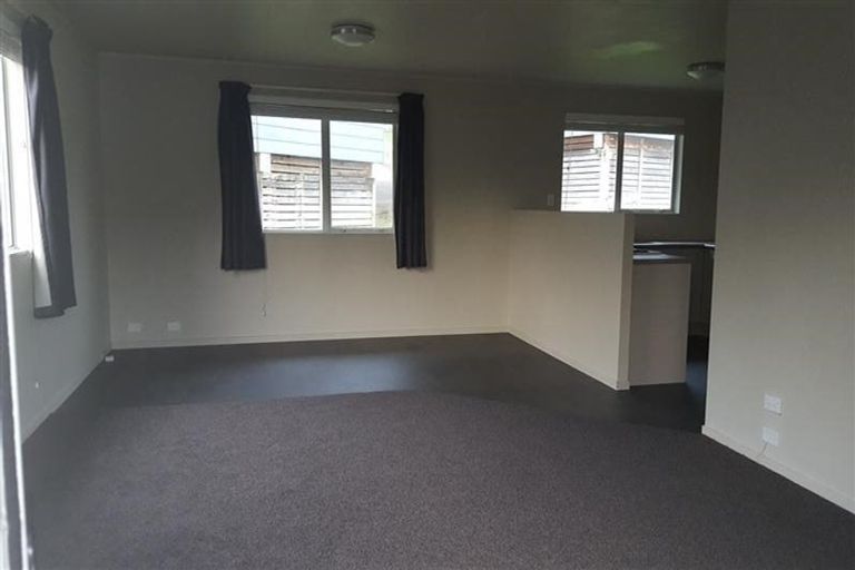 Photo of property in 44a Candia Road, Swanson, Auckland, 0614