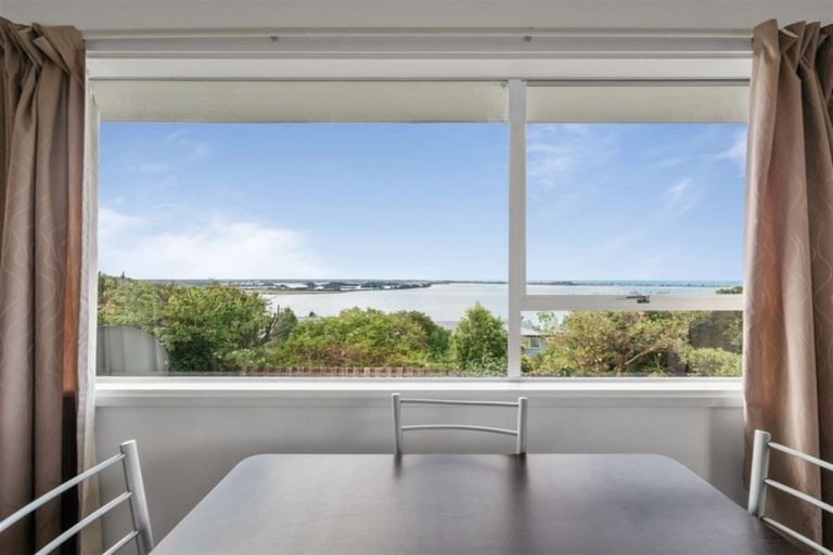 Photo of property in 65 Saint Andrews Hill Road, Mount Pleasant, Christchurch, 8081