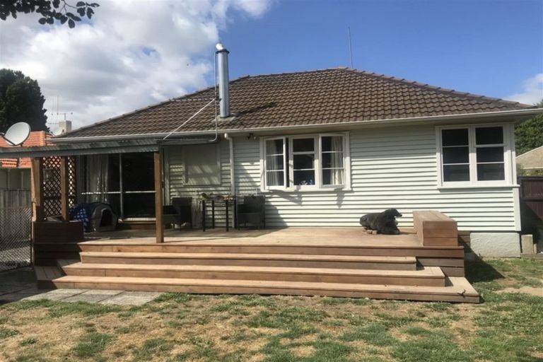 Photo of property in 13 Watts Crescent, Hamilton East, Hamilton, 3216