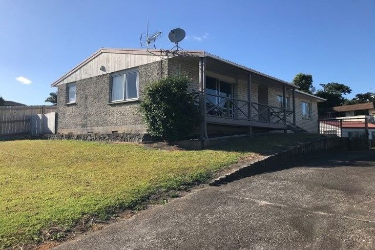 Photo of property in 143 Victory Street, Welcome Bay, Tauranga, 3112