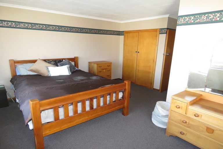 Photo of property in 13 Dundee Street, Strathern, Invercargill, 9812