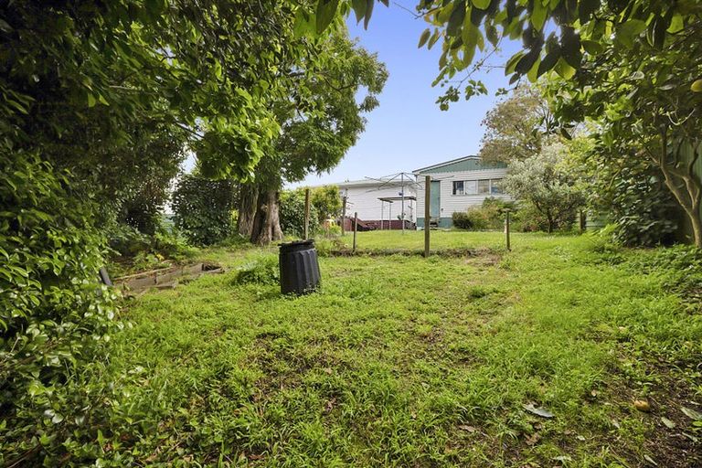 Photo of property in 56 Banks Street, Marfell, New Plymouth, 4310