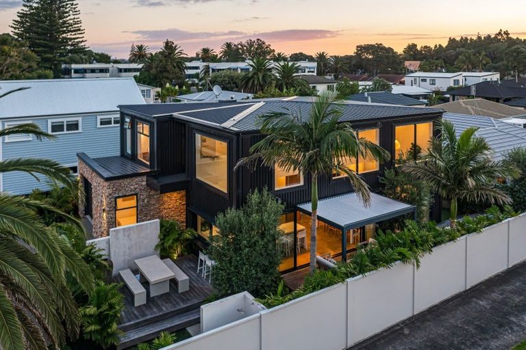 Photo of property in 476 Hibiscus Coast Highway, Orewa, 0931