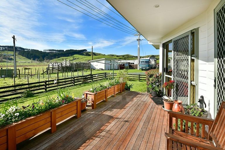 Photo of property in 4/12 Miro Street, Helensville, 0800