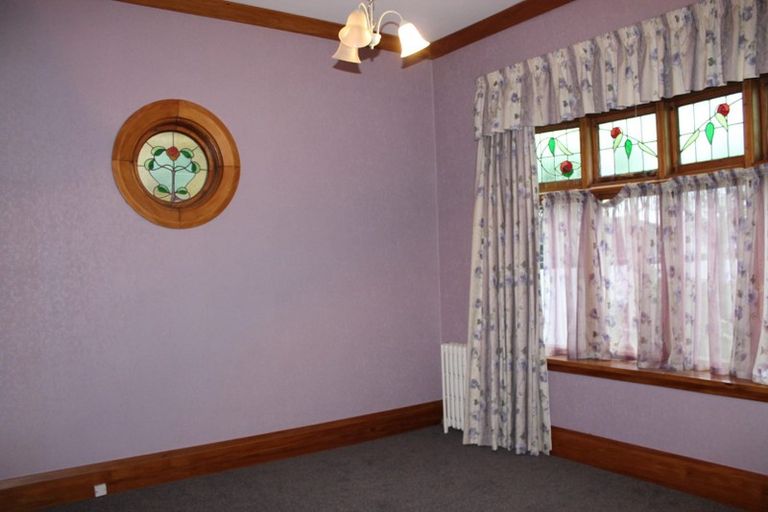 Photo of property in 291 Tay Street, Turnbull Thomson Park, Invercargill, 9810