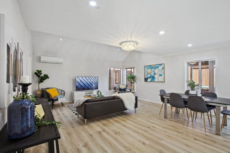 Photo of property in 28a Chesley Place, Half Moon Bay, Auckland, 2012