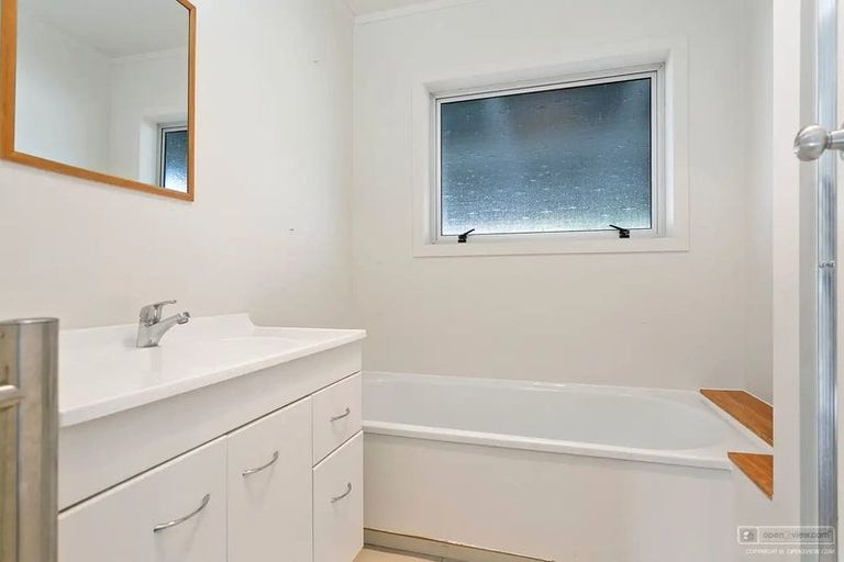 Photo of property in 37 Richmond Street, Cambridge, 3434