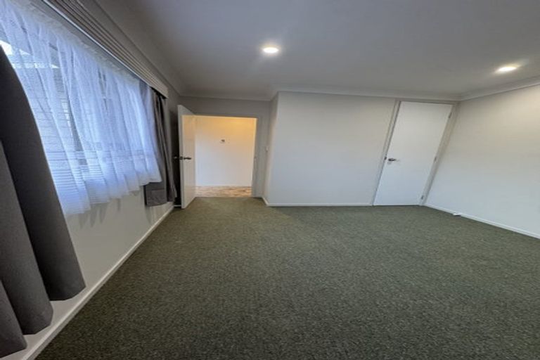Photo of property in 11 Takanini Road, Takanini, 2112