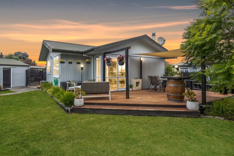Photo of property in 11 Waterworth Avenue, Onekawa, Napier, 4110