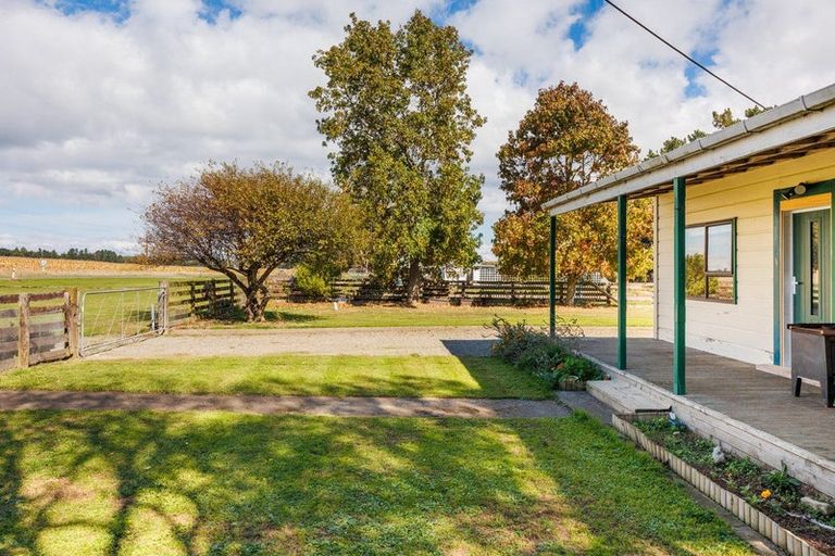 Photo of property in 1419 Kimbolton Road, Cheltenham, Feilding, 4777