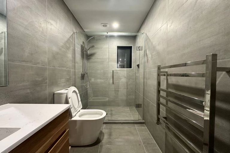 Photo of property in 15 Holiday Road, Stanmore Bay, Whangaparaoa, 0932