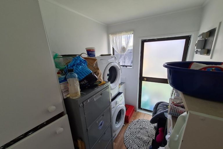 Photo of property in 2/9 Silver Creek Road, Weymouth, Auckland, 2103