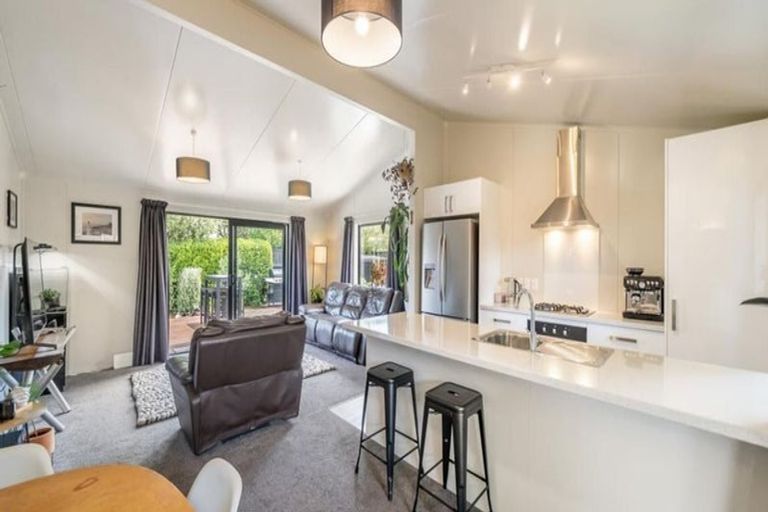 Photo of property in 33a Ruahine Street, Trentham, Upper Hutt, 5018