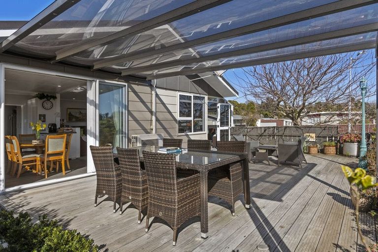 Photo of property in 2 Gardenia Avenue, Bell Block, New Plymouth, 4312