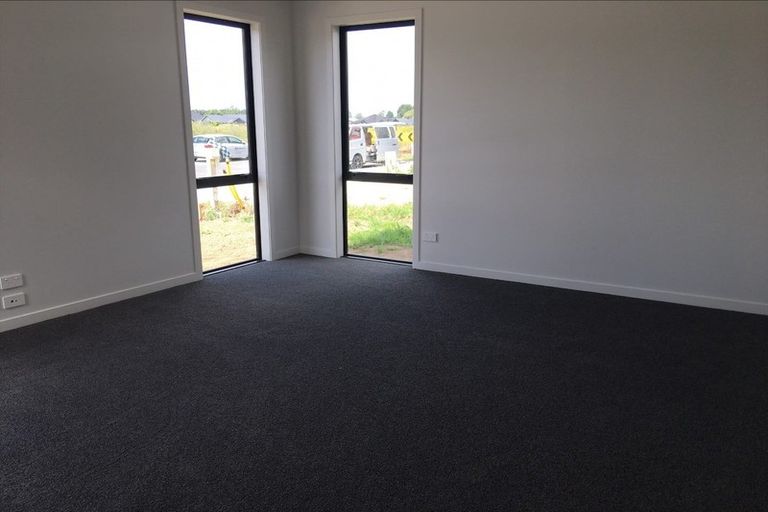 Photo of property in 32 William Paul Street, Cambridge, 3434