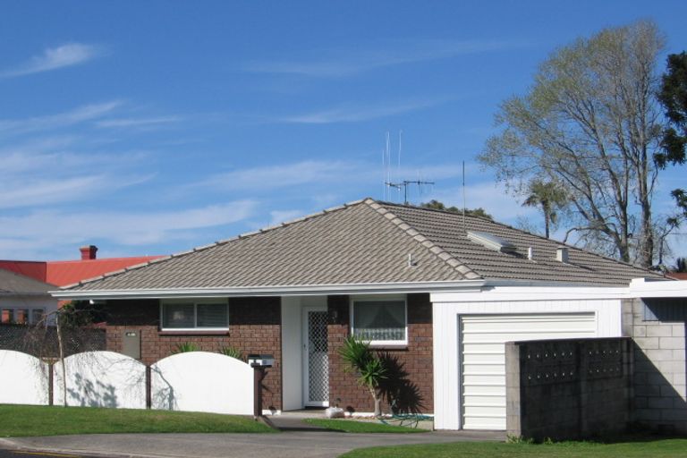 Photo of property in 3 Hillcrest Road, Otumoetai, Tauranga, 3110