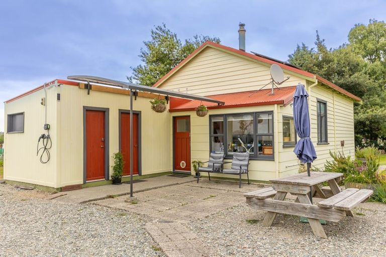 Photo of property in 4 Newcastle Street, Riversdale, 9776