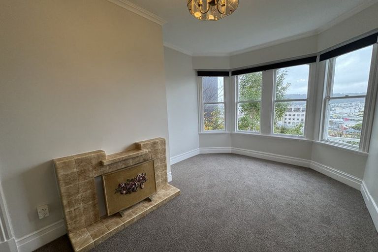 Photo of property in 355 The Terrace, Te Aro, Wellington, 6011