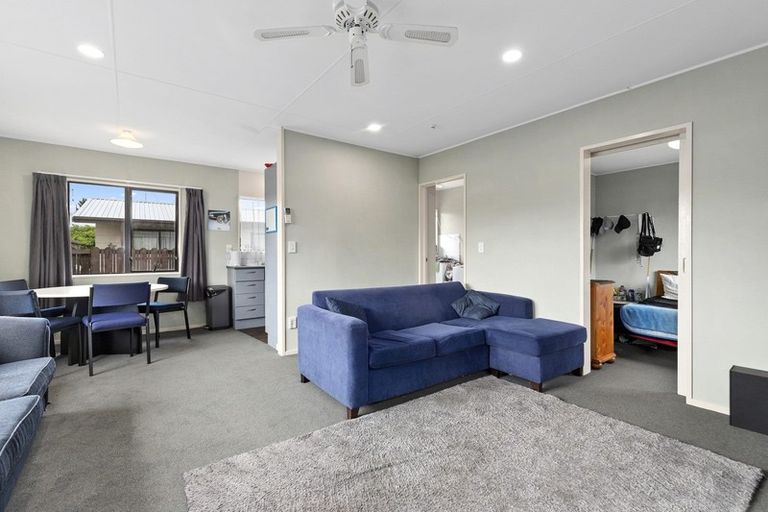 Photo of property in 23a Garland Drive, St Andrews, Hamilton, 3200