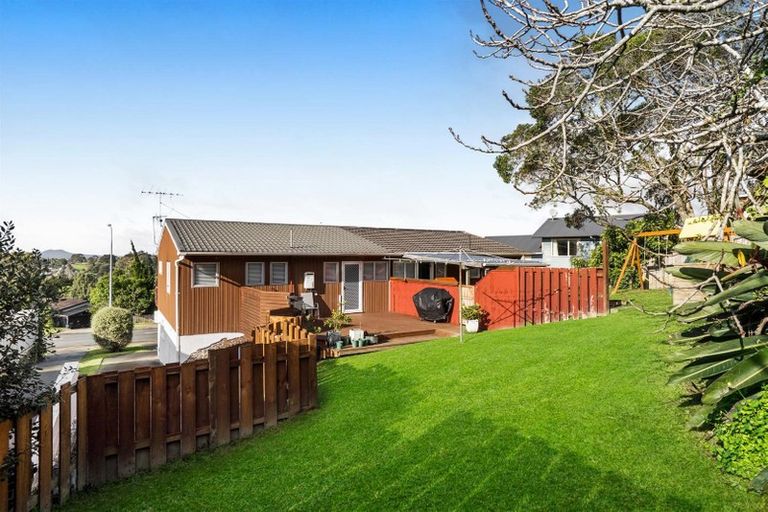 Photo of property in 2/131 Glamorgan Drive, Torbay, Auckland, 0630