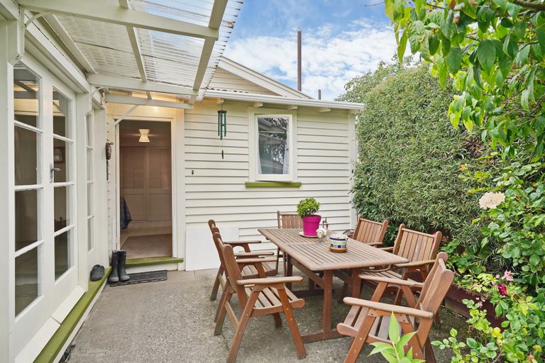 Photo of property in 21 Wychbury Street, Spreydon, Christchurch, 8024