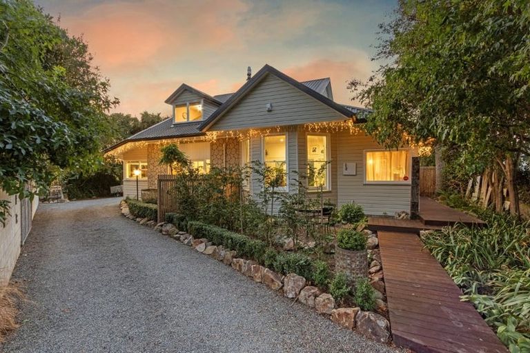 Photo of property in 9 Lake Terrace Road, Burwood, Christchurch, 8061