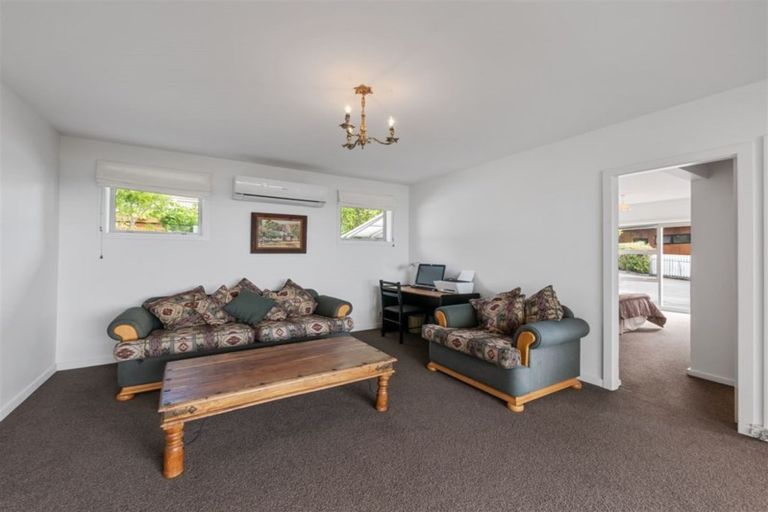 Photo of property in 65 Saint Andrews Hill Road, Mount Pleasant, Christchurch, 8081