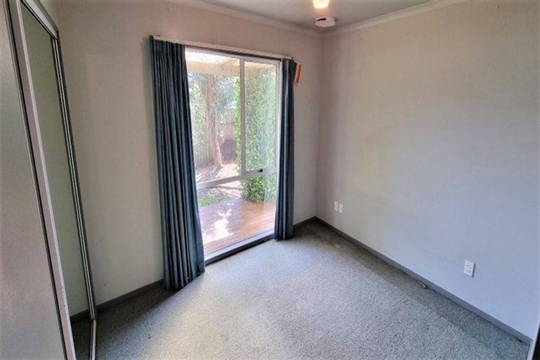 Photo of property in 2/770a Gloucester Street, Avonside, Christchurch, 8061