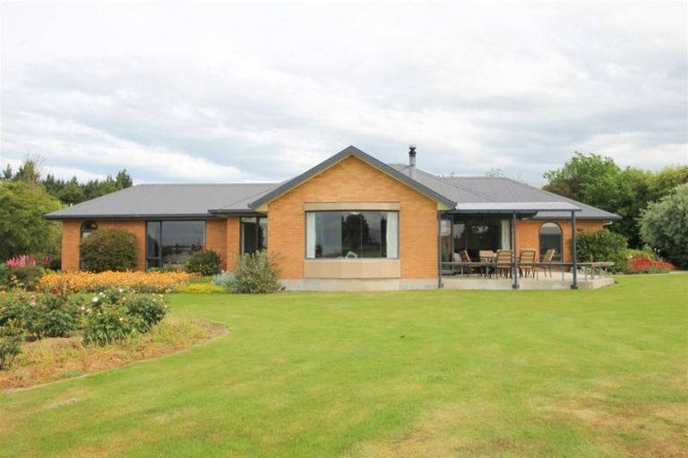 Photo of property in 631 Pleasant Point Highway, Levels, Timaru, 7975