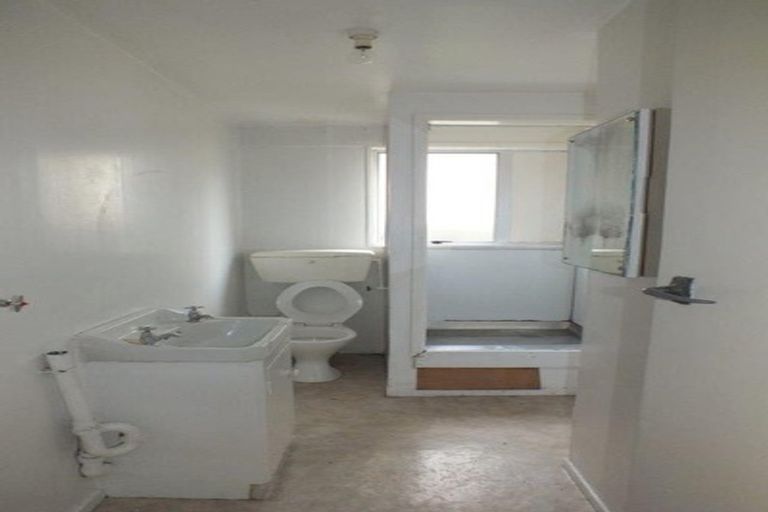 Photo of property in 2/206 Fitzgerald Avenue, Christchurch Central, Christchurch, 8011