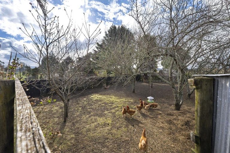 Photo of property in 802 Tuhikaramea Road, Ngahinapouri, Hamilton, 3290