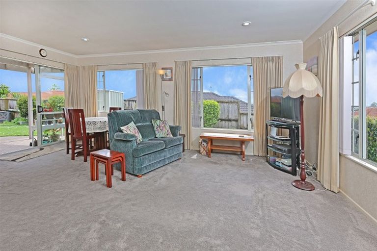 Photo of property in 5 Somerton Rise, Henderson, Auckland, 0612
