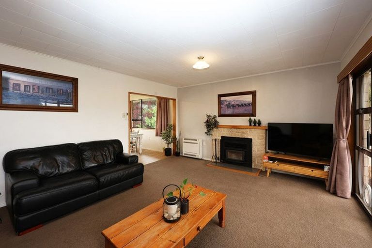 Photo of property in 5 Percy Street, Weston, Oamaru, 9401
