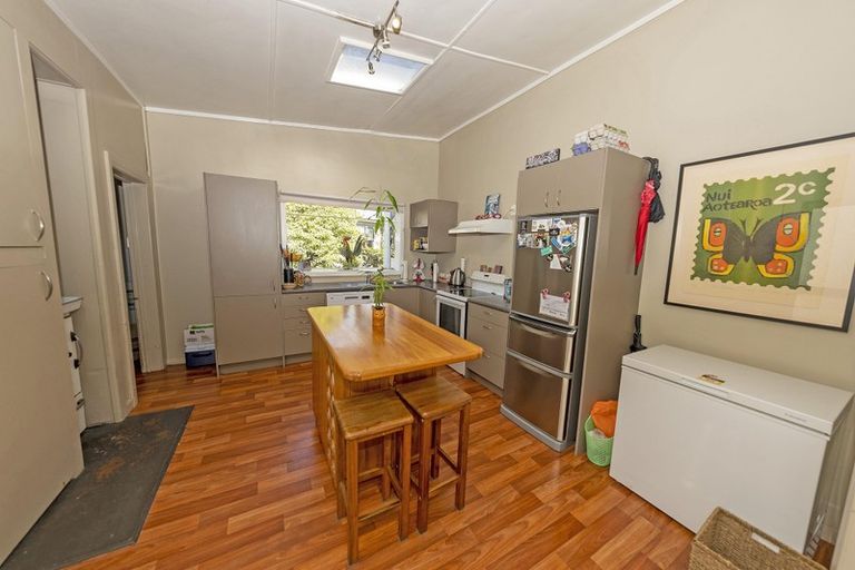 Photo of property in 133 Russell Street, Westport, 7825