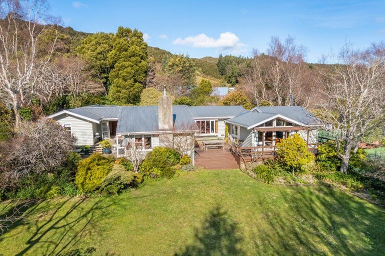 Photo of property in 1031 Blue Mountains Road, Blue Mountains, Upper Hutt, 5371