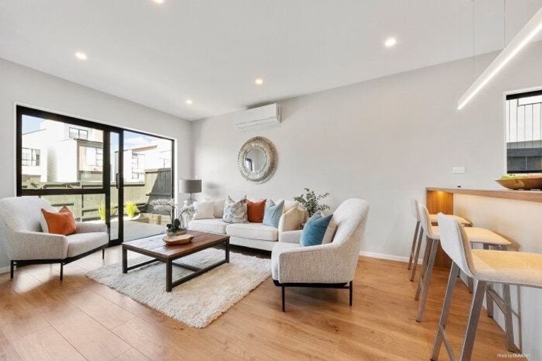 Photo of property in 72 Tahetoka Street, Westgate, Auckland, 0814