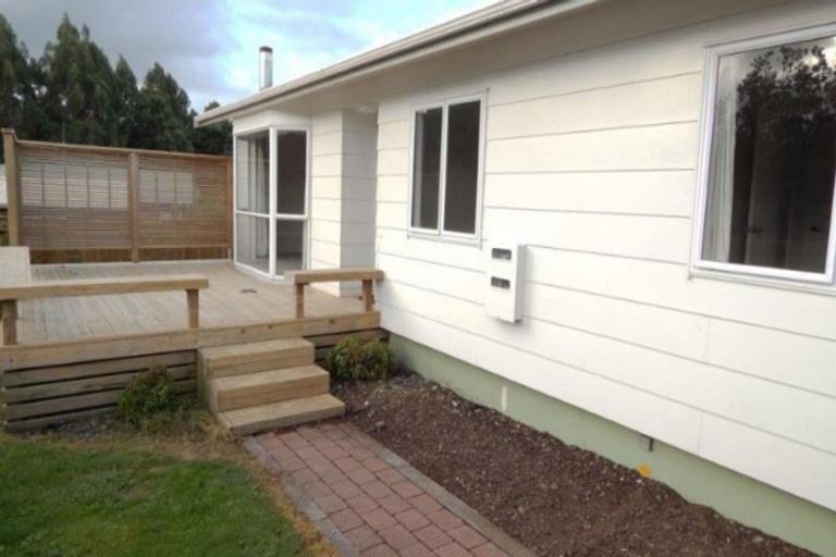 Photo of property in 15b Augustus Earle Place, Pukehangi, Rotorua, 3015