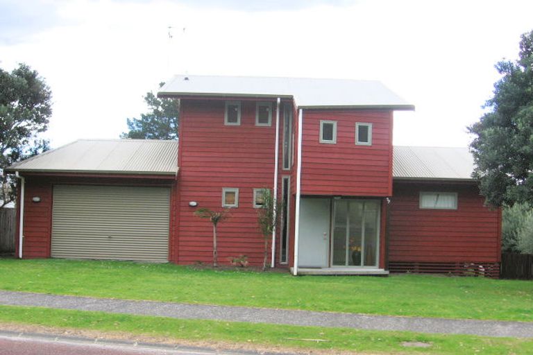 Photo of property in 57 Pauanui Beach Road, Pauanui, Hikuai, 3579