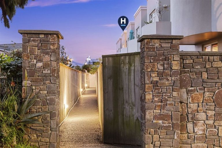 Photo of property in 5/29 Third Avenue, Tauranga, 3110