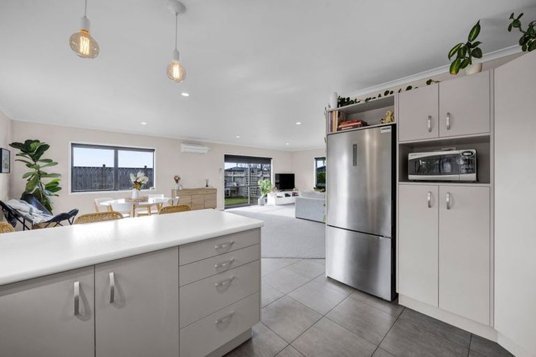 Photo of property in 4 James Drive, Bell Block, New Plymouth, 4312