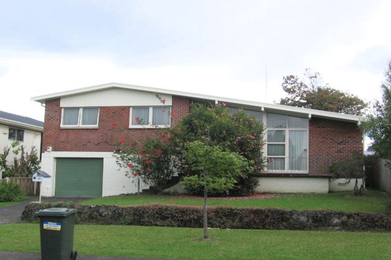 Photo of property in 50 Sunvue Road, Glen Eden, Auckland, 0602