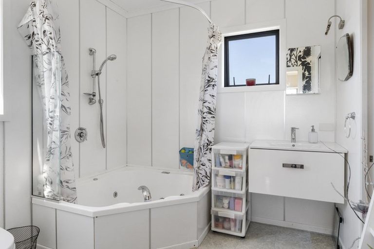 Photo of property in 384 Pomona Road, Tasman, Upper Moutere, 7173