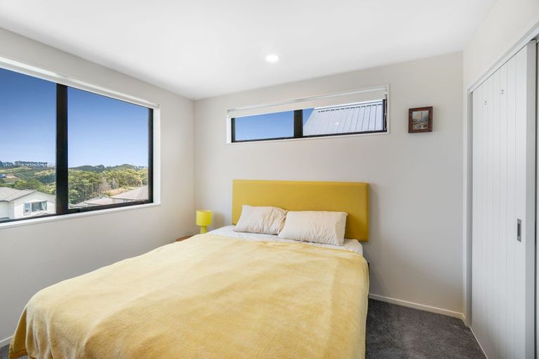 Photo of property in 11 Sunnyheights Road, Orewa, 0931