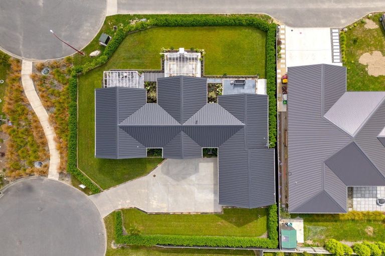 Photo of property in 24 Coralie Place, Lansdowne, Masterton, 5810